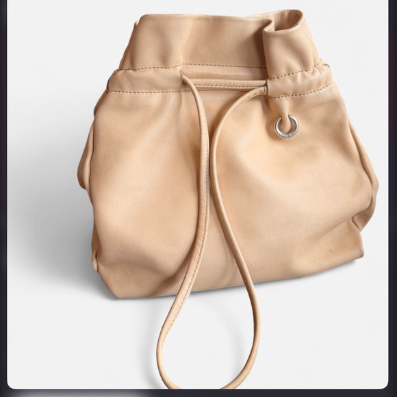GROOM Paris Handbags - GROOM Paris Beige Bucket Shoulder Bag